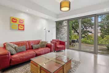 50/61 North Road, North East Valley