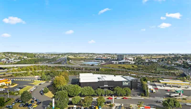 1004/8 Lakewood Court, Manukau