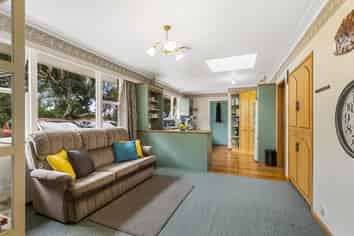 1277 South Road, Manaia