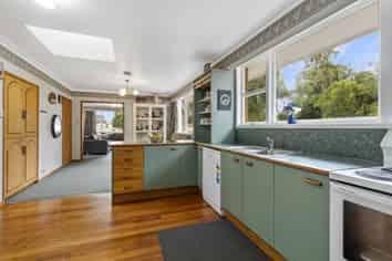 1277 South Road, Manaia