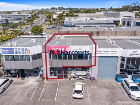 2/36A William Pickering Drive, Rosedale