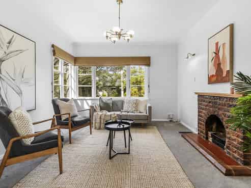 18 Hampton Hill Road, Tawa