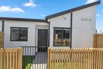  425 Dey Street, Hamilton East