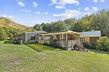 645A Te Awaiti Road, Martinborough