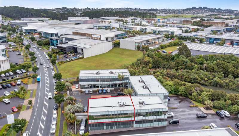 B4/72 Apollo Drive, Albany