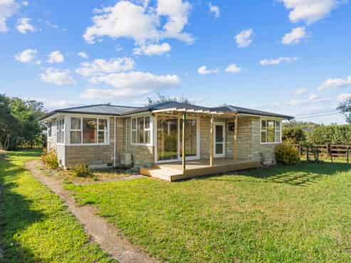 7 Donald Street, Featherston