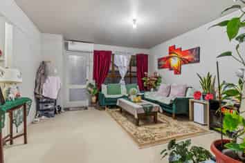 1/41 Challen Close, Conifer Grove