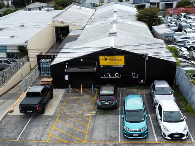 CBRE | High-Profile 943sqm Industrial Warehouse