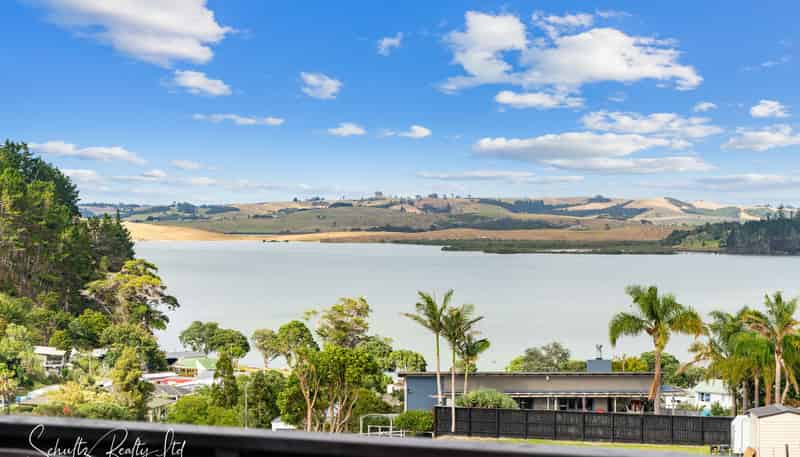 38 Oxford Street, Whakapirau