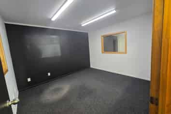 Prime Commercial Opportunity in CBD Fringe