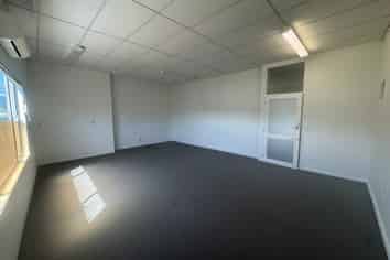 Level 1 Office – The Spot to Be!