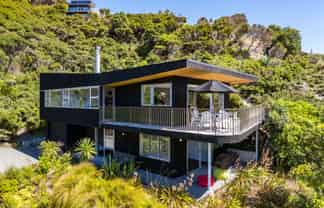 17 Surf Road, Mangawhai Heads