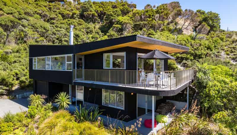 17 Surf Road, Mangawhai Heads