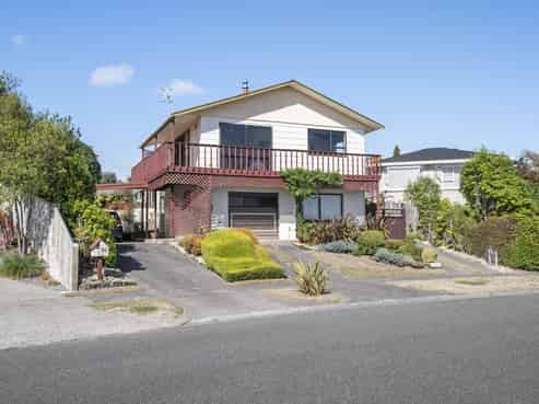 30 Hammersmith Street, Richmond Heights