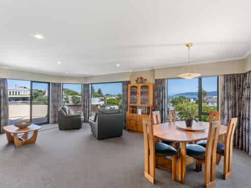11 Webber Street, Paraparaumu Beach