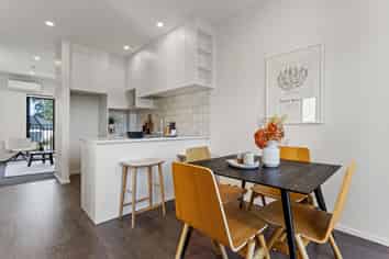 2/28 Westgate Drive, Westgate