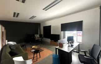 Grey Lynn Gem: Office with City Views