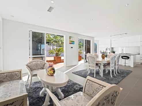 4  New Dawn Lane, Albany Heights