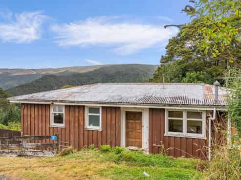 19 Tui Terrace, Waipori Falls
