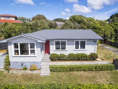 19 Kahikatea Grove, Paparangi