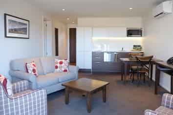 Luxury 20 Unit Motel. Wanaka's Newest Motel