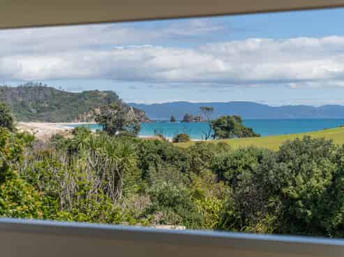 10 Otama Beach Road, Opito Bay