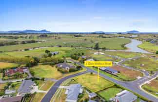 1 Glen Wallace Road, Waipu