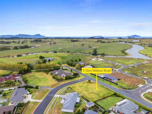 1 Glen Wallace Road, Waipu