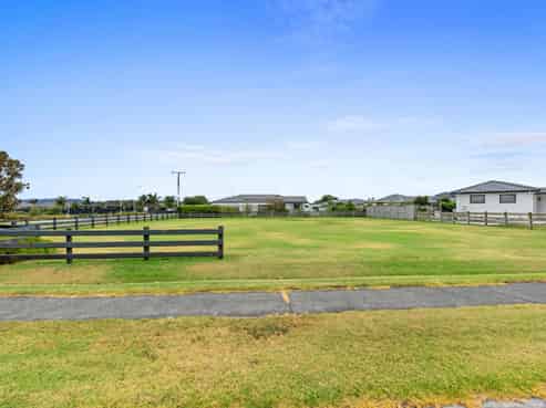 1 Glen Wallace Road, Waipu