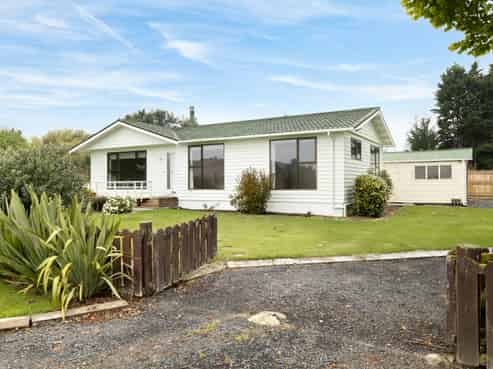 54 Greenlaw Street, Waikouaiti