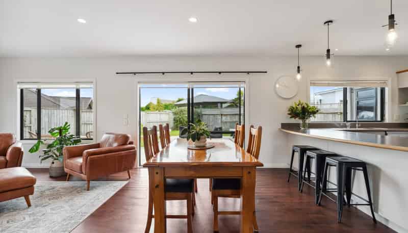 8 Ernest Kemp Rise, Wharewaka