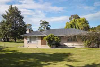 1224 Omihi Road, Omihi