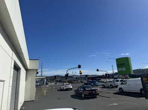 Prime Andersons Bay Road Corner - For Lease