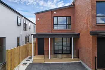  12 Waimarie Drive, Drury