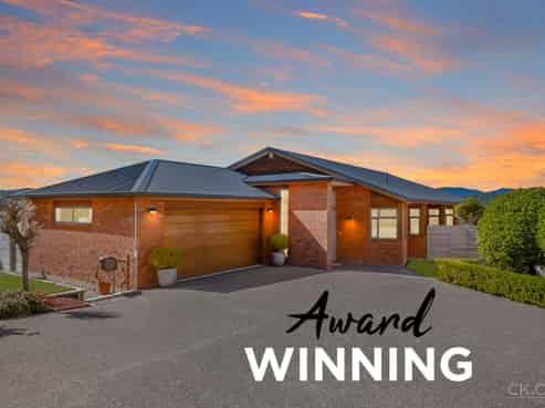 109 Redvers Drive, Belmont