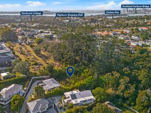 14B Coroglen Avenue, Birkenhead