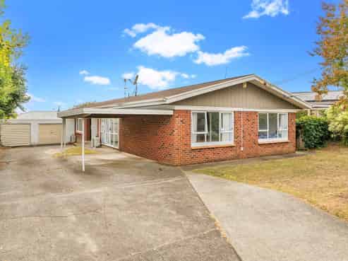 1/81 and 2/8 Christmas Road, Manurewa