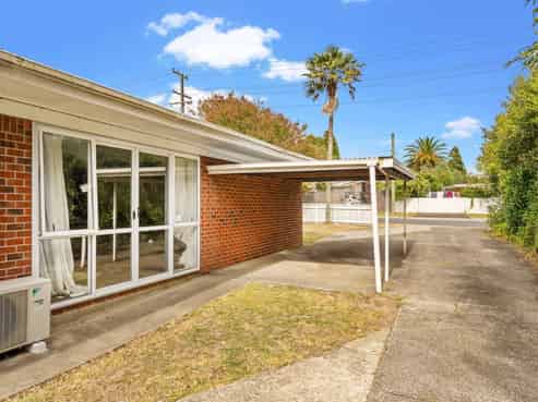 1/81 and 2/8 Christmas Road, Manurewa