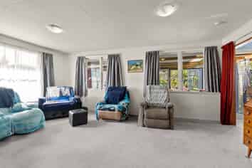 2 Key Crescent, Seddon