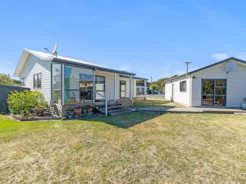 8 Key Crescent, Seddon