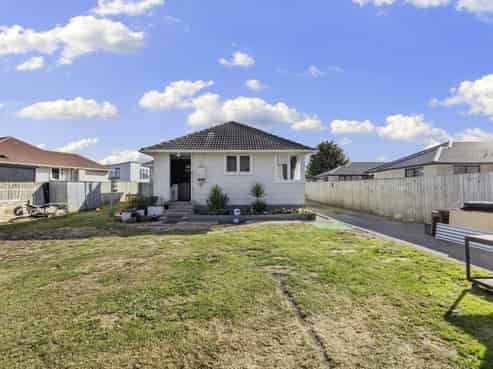 33 Bellingham Crescent, Fordlands