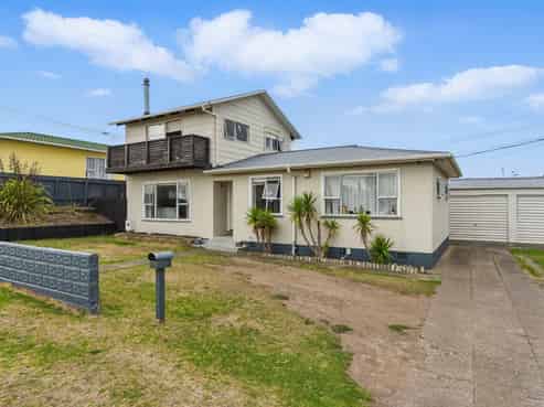 28 Miro Street, Castlecliff