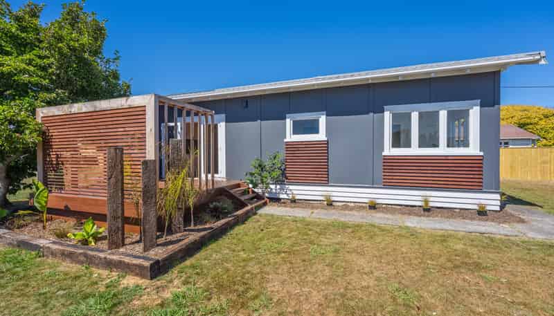 54 Dunstan Street, Otaki