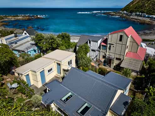4/48 Owhiro Bay Parade, Owhiro Bay