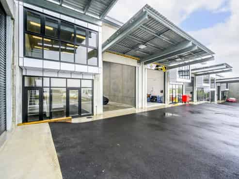 Modern industrial warehouse in Silverdale