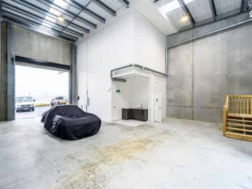 Modern industrial warehouse in Silverdale