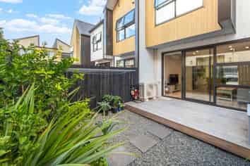 19 Peihana Road, Hobsonville