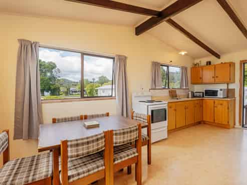 3 Rees Avenue, Cooks Beach