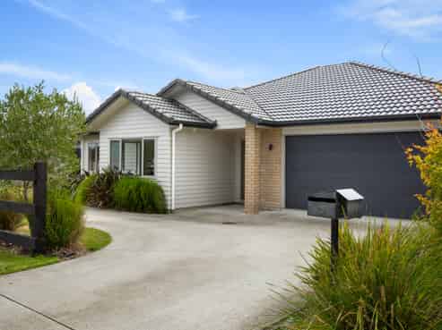 5 Raymond Grace Avenue, Huapai