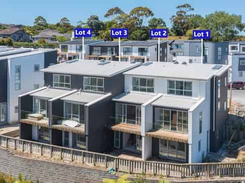 1/10 Vinifera Place, Fairview Heights